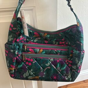 Lug Camper SE Crossbody - Evergreen Floral